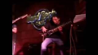 Vijay Desai - Electric Sitar (Hard Rock Cafe - part 1)