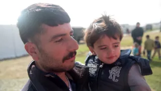 Flüchtlinge in Nordgriechenland - ein syrischer Vater erzählt
