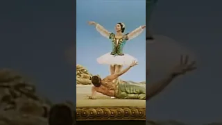 Margot Fonteyn & Rudolf Nureyev Pirouettes in LE CORSAIRE ballet, 1962 #shorts #ballet #short