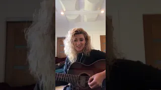 Tori Kelly sings 'Ocean Eyes' + Justin Timberlake mashup on Instagram - (30/03/2020)