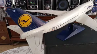 REVELL 1/144 BOEING 747-8 LUFTHANSA