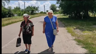 Украинское село 🌻 Почему с бабой Фросей  идём на кладбище.