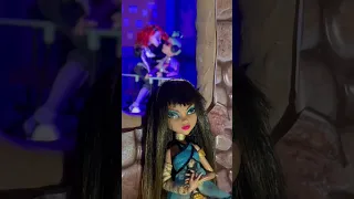 Deuce Gorgon Cheated?! 💔#monsterhigh #monsterhigh2022 #cleodenile #breakup