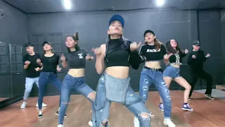 TEAM (EPIK REMIX) - Iggy Azalea | Gangdrea Choreography | Trang Delly & Advanced Class