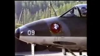 Hawker Hunter à CH-Ulrichen en 1990- part 1