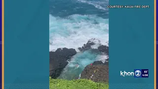 Teen girl rescued at Queen's Bath on Kauai