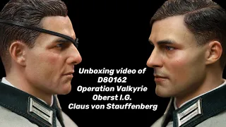 Unboxing video of D80162 Operation Valkyrie Oberst I.G. Claus von Stauffenberg