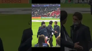 Messi reencontra o seu mestre Ronaldinho Gaúcho - Pré Jogo!