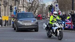 Boris Johnson motorcade at Parliament for PMQs