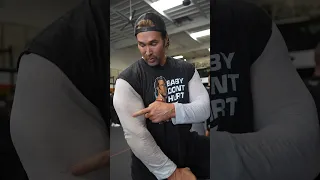 How to properly do hammer curls