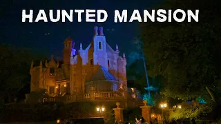 The Haunted Mansion at Magic Kingdom - Full Ride Experience - WDW 2024