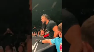 Roman Reigns mocking 2 Year old fan at WWE Live Event 😂😂THIS IS SO CUTE