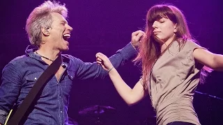 JON BON JOVI DANCING WITH HIS DAUGHTER ⭐️ Las Vegas 2017