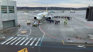 Krakow airport boarding