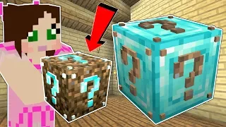 Minecraft: NOOB VS PRO LUCKY BLOCK!!! (DIAMOND APPLES, DIRT WEAPONS, & MORE!) Mod Showcase