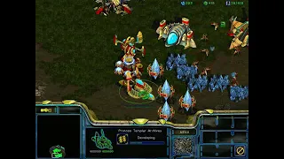 StarCraft: Brood War - 1 Protoss vs 7 computers (vs 4 Zerg & 3 Protoss ) Map: Big Game Hunters