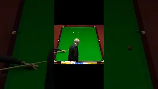 Unbelievable Fluke Shot by Ali Carter in Snooker Match!