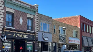 Niagara Falls CANADA 🇨🇦 Walking The Charming Neighbourhood On Valley Way To DownTown