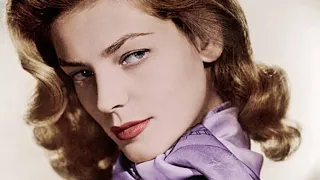 13 Sexy Photos of Lauren Bacall