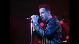 Depeche Mode - "Personal Jesus" (Rockopop TVE1, 1990)