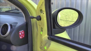 How to remove and replace the wing mirror - Toyota Aygo, Peugeot 107, Citroen C1, adjustment failure