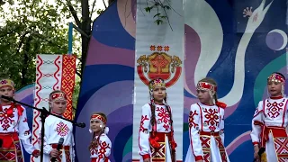 Детская чувашская песня - Икĕ пĕчĕк сар автан //чăваш юрри // Children's Chuvash song //