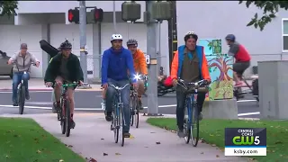 Silent bike ride honors those killed in bicyclist crashes