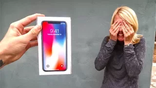 SURPRISING MY MOM WITH A BROKEN IPHONE X! *she was pissed*