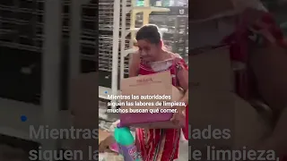 Stores are looted in Acapulco after the passage of Otis