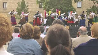 Agrupación folclorica "La sidrina" Xota de Caldueñu.