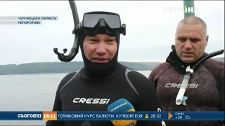 Рыбаки выловили самый большой трофей со дна Днестра на Буковине