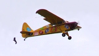 Crazy Pilot Stunt Plane "Crashes" Melbourne Air Show - Jelly Belly Comedy Act