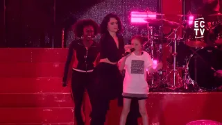 Jessie J - Masterpiece (ft a 10 years old girl picked from the crowd) at Electric Castle, Romania