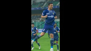 #PetarSliskovic heads it home to take the lead against #MumbaiCityFC! 🔵⚽ #HeroISL #Shorts