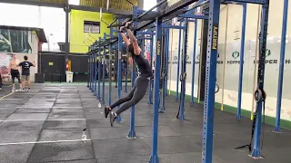 Complex: Toes to bar + Butterfly Pull Up