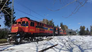 Trains in the Snow at Dekelia Station [4K 60FPS]