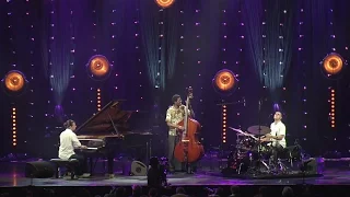 Alfredo Rodriguez Trio at Jazz in Marciac 2015 "Quizas, Quizas, Quizas"