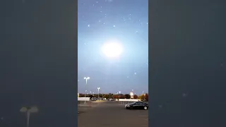 Star goes supernova