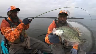 “I’m Dialed in Now” on (Scott’s Ridge) Lake Conroe Crappie Fishing