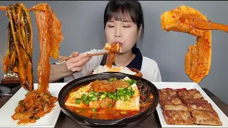 맛있는먹방♡묵은지 통 삼겹살 김치찜, 파김치찜~☺️ 묵은 오이김치로 오이지 만들어 먹기, 김치찌개 먹방 Spicy kimchi stew. Kimchi eating show ASMR