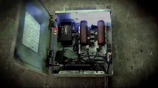 Small Exploding Fuse Box - Halloween Prop