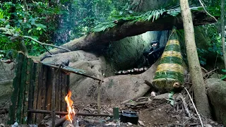 2 DAYS SOLO SURVIVAL CAMPING: (NO FOOD, NO WATER) SURVIVAL SHELTER, FISHING, CATCH & COOK