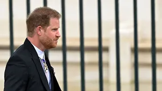 Prince Harry’s new lawyer 'specializes in divorce' as two 'escape' hotels revealed