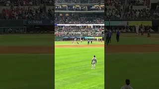 Fan runs on field and escapes security😂