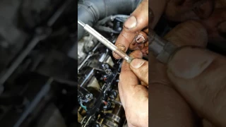 Audi A3 2005 8p 2.0 TDI BKD replacing Glowplugs - Part 2