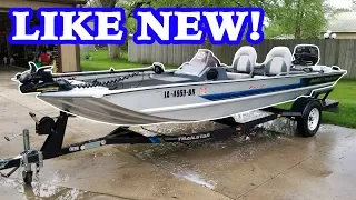 Aluminum Boat Cleaning - LIKE NEW!