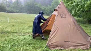 Rain Is Falling In Large Drops - Camping In A Storm Of Rain And Thunder, Campfire, ASMR