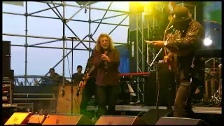 Robert Plant sings "Rock and Roll" at Safeway Waterfront Blues Festival