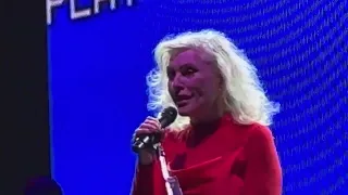 BLONDIE: "Union city blue" (Live New York Aug.17th, 2.022)