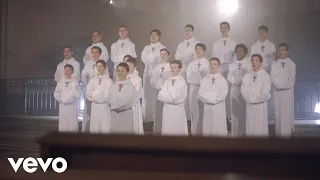 Les Petits Chanteurs à la Croix de Bois - Ave Maria de Caccini (Clip officiel)